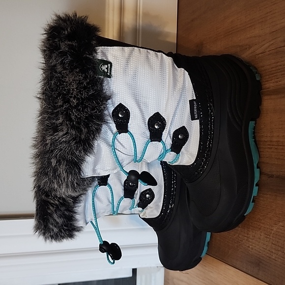 Kamik boots size 1 - Picture 1 of 3